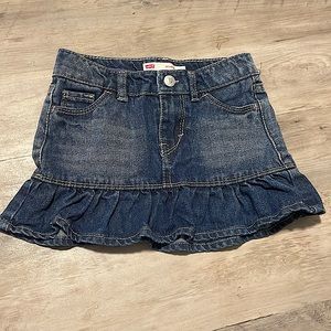Levi’s Girls size 5 scooter - denim with glitter